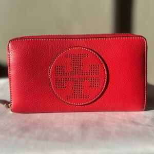 TORY BURCH Kipp Red Leather Zip Continental Wallet